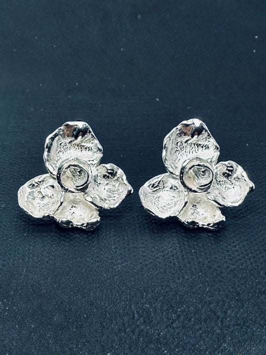 handcrafted_flower_stud_earrings_sterling_silver