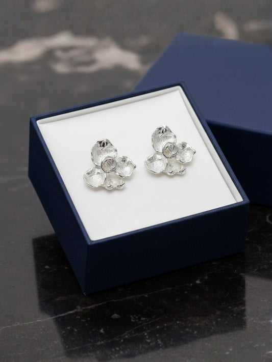 flower_stud_earrings_sterling_silver
