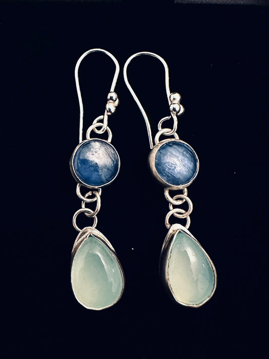 handcrafted_kyanite_chalcedony_earrings_sterling_silver