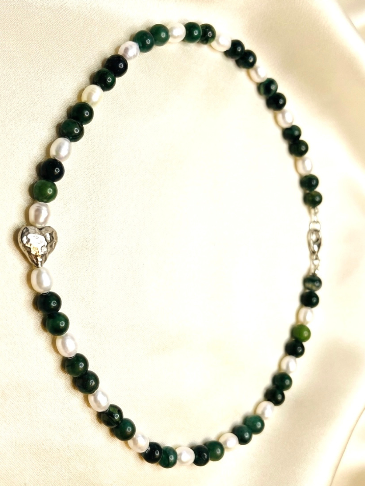 artisan_green_jade_pearl_heart_necklace_silver_jewellery