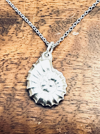 artisan_nautilus_spiral_necklace_recycled_silver_jewellery