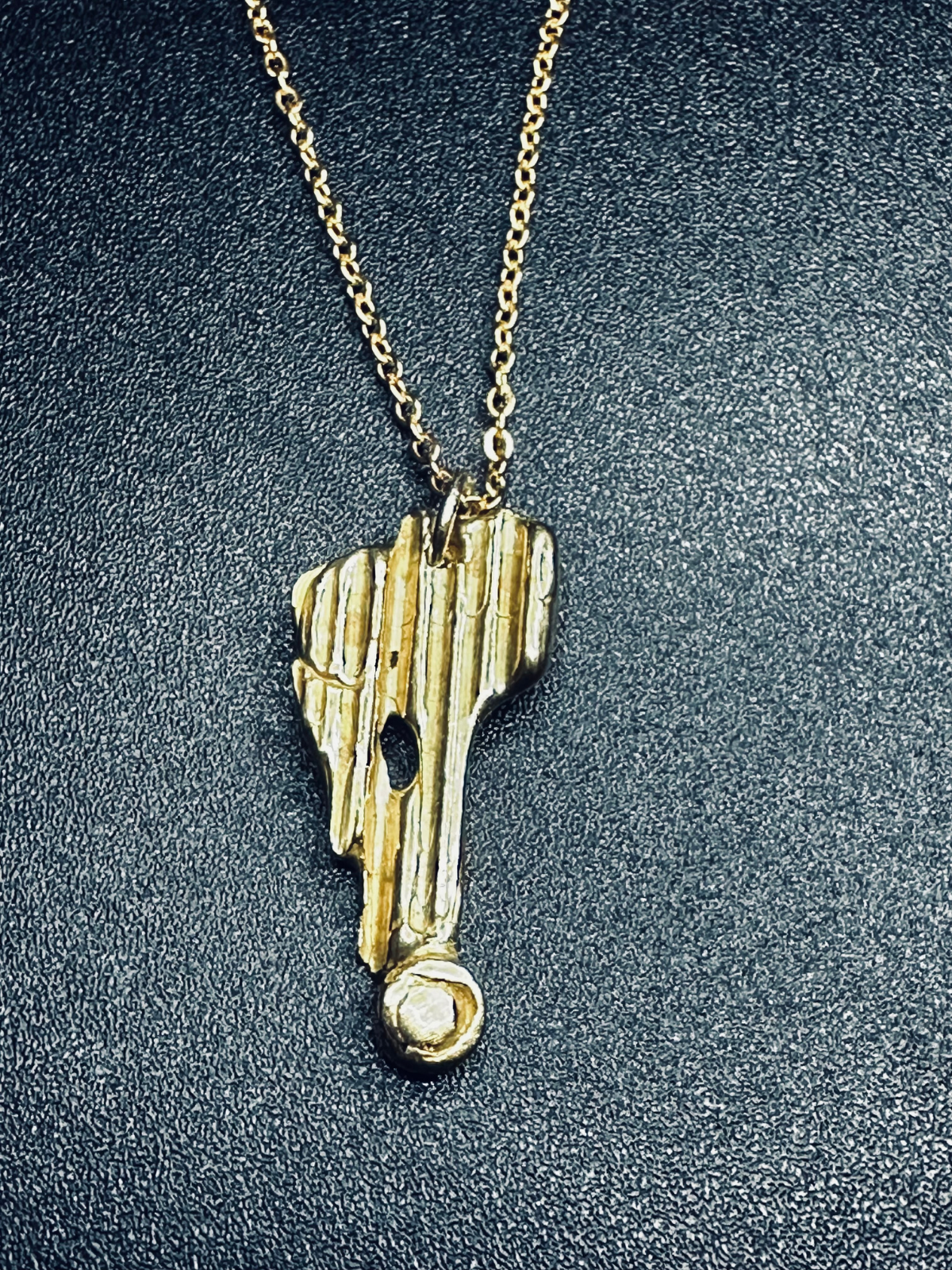 bronze_pendant_gold_plated_chain_handmade_necklace