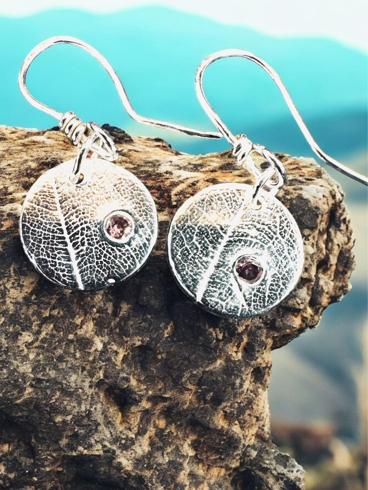 red_cubic_zirconia_textured_leaf_earrings_silver