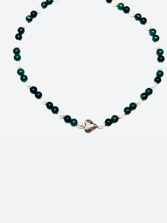 sterling_silver_heart_necklace_with_green_jade_and_pearl
