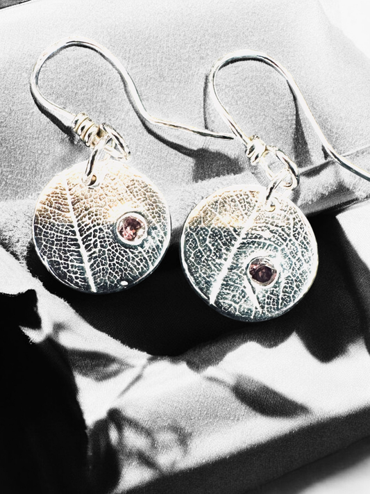 textured_leaf_earrings_red_cubic_zirconia_fine_silver